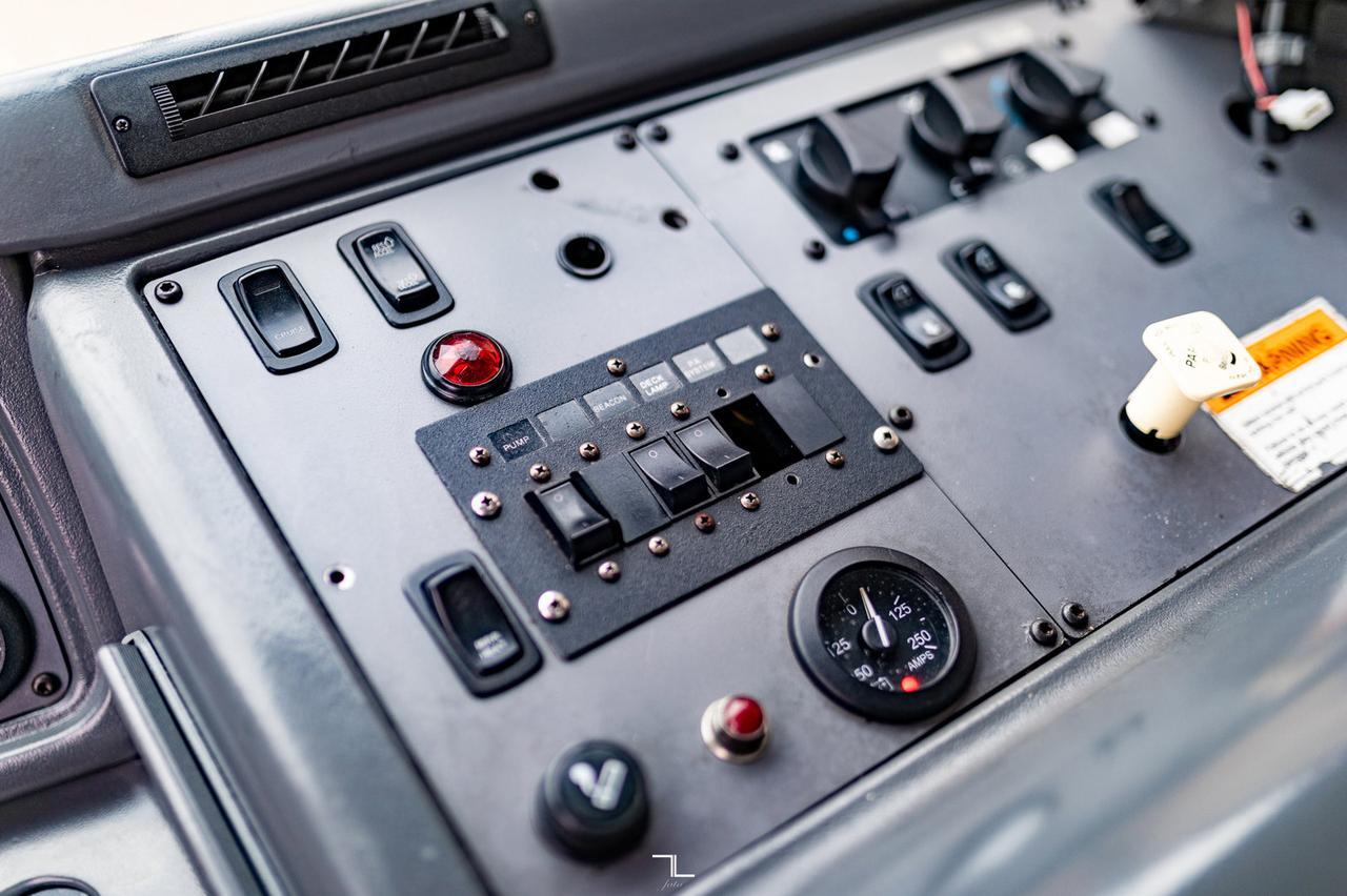 2003 Sterling Condor Lift Diesel Red Deer AB