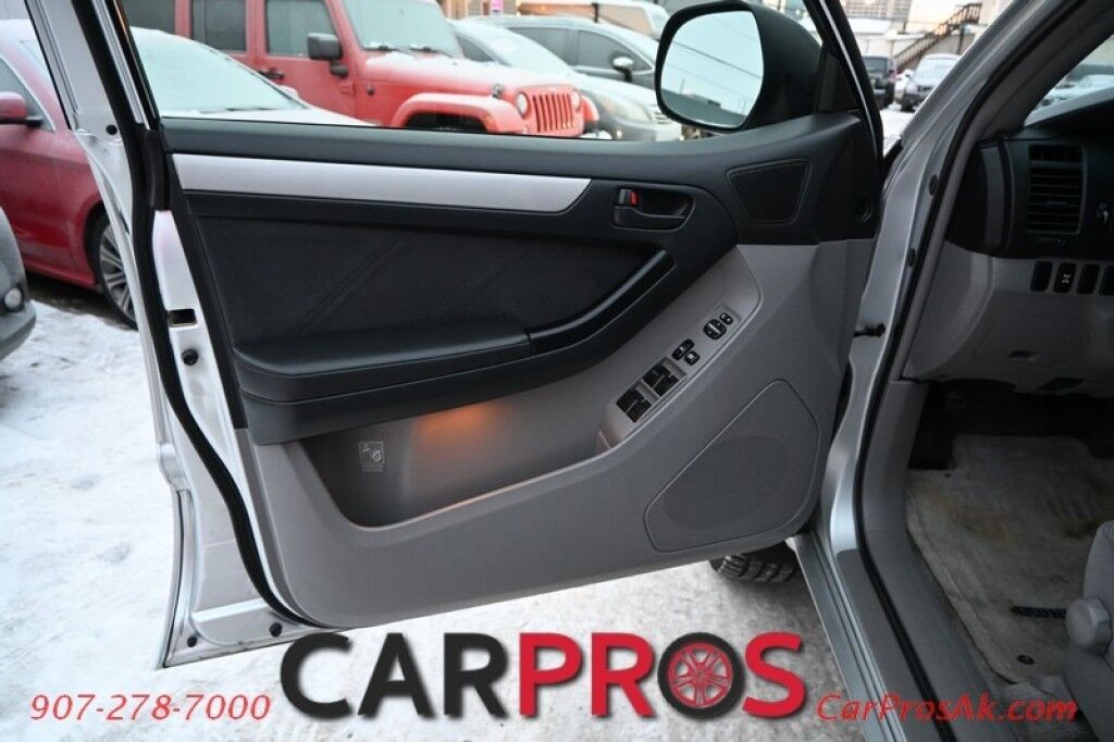 2003 Toyota 4Runner SR5 - 4X4 - 4.0 V6 - Automatic - Sunroof - Air Conditioning - Keyless Entry - Tow Package - Low Miles Anchorage AK