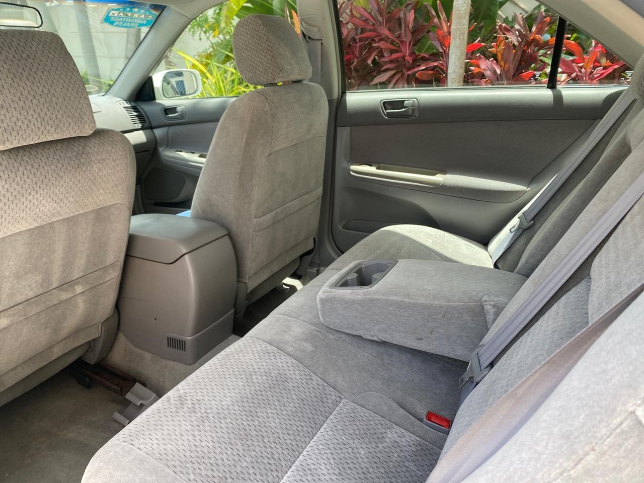 2003 Toyota Camry LE LOW MILES 61,005 Pompano Beach FL