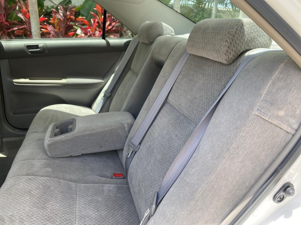 2003 Toyota Camry LE LOW MILES 61,005 Pompano Beach FL
