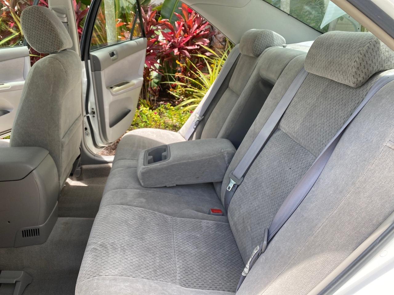2003 Toyota Camry LE LOW MILES 61,005 Pompano Beach FL