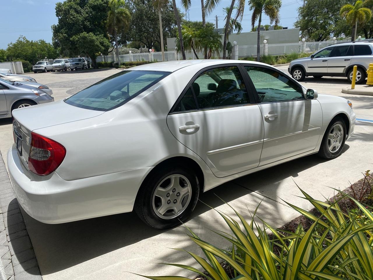 2003 Toyota Camry LE LOW MILES 61,005 Pompano Beach FL