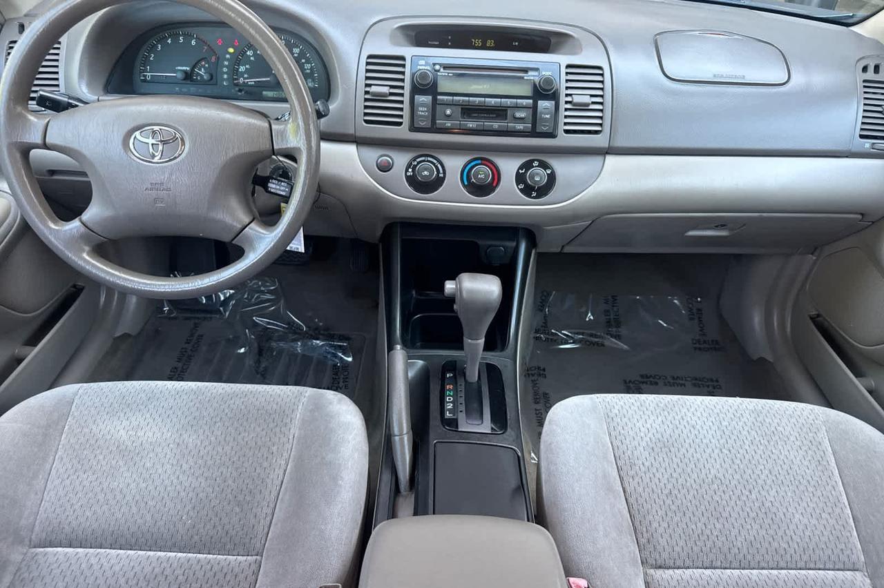 2003 Toyota Camry LE
