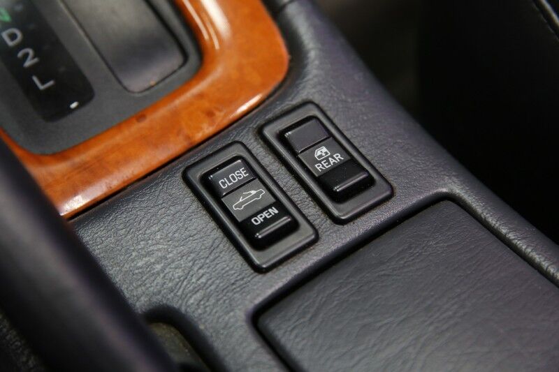2003 Toyota Camry Solara SLE Plainview NY