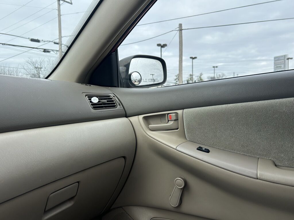 2003 Toyota Corolla CE Crestwood KY