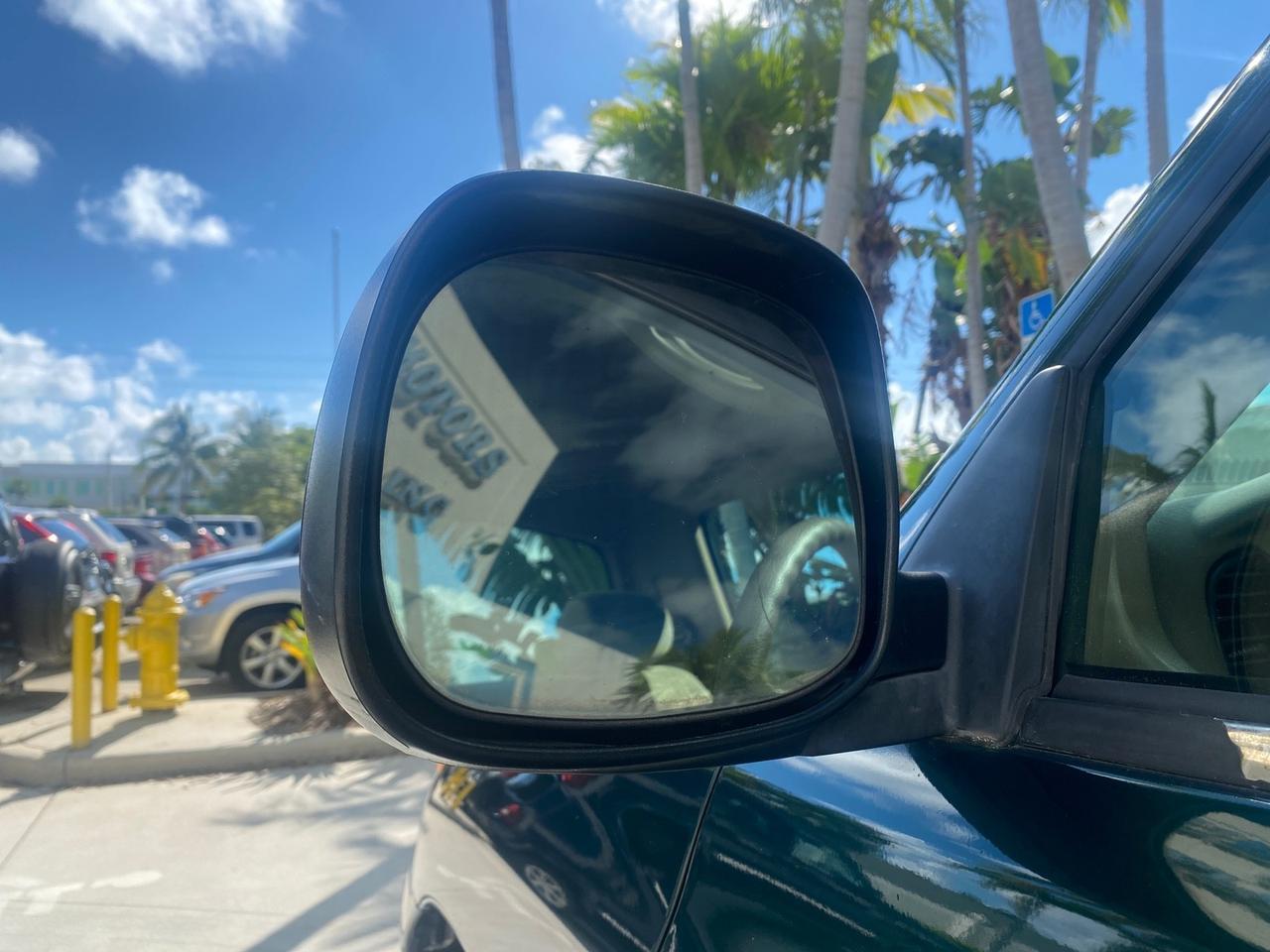 2003 Toyota Tundra LOW MILES 65,744 1 OWNER FL Pompano Beach FL