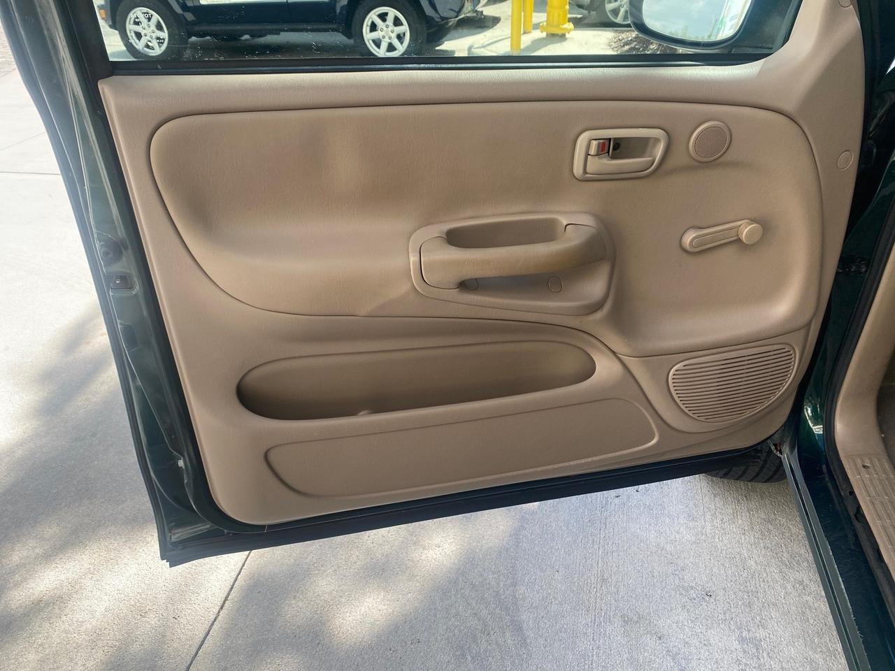 2003 Toyota Tundra LOW MILES 65,744 1 OWNER FL Pompano Beach FL