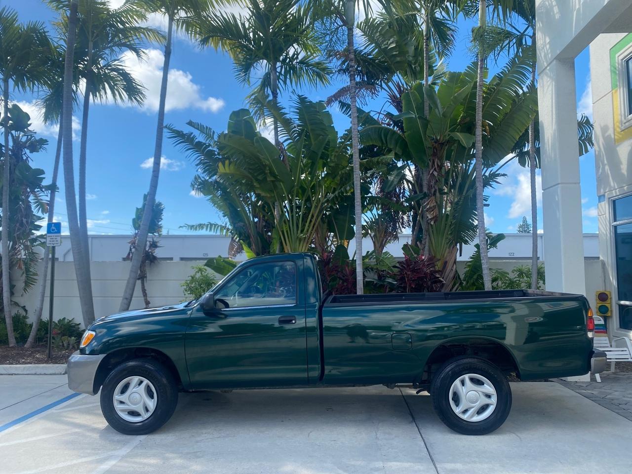 2003 Toyota Tundra LOW MILES 65,744 1 OWNER FL Pompano Beach FL
