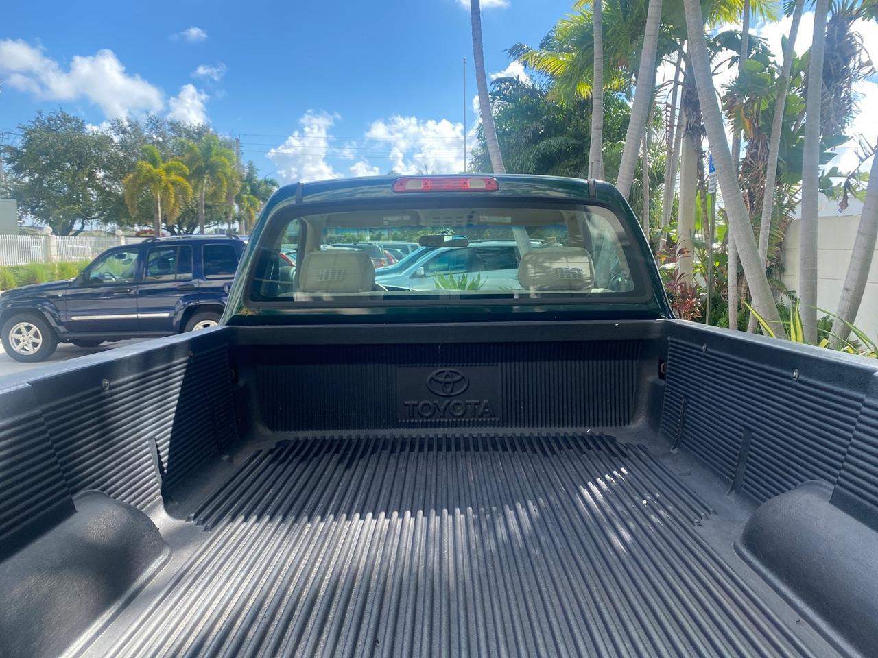 2003 Toyota Tundra LOW MILES 65,744 1 OWNER FL Pompano Beach FL