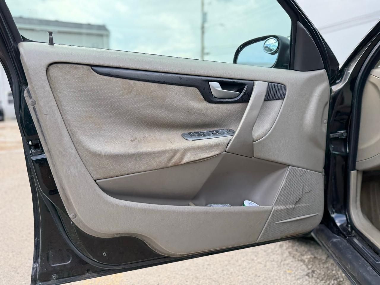 2003 Volvo S60 Crestwood KY