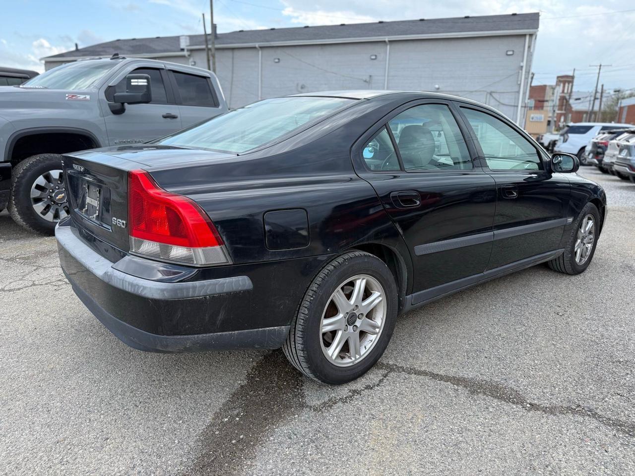 2003 Volvo S60 Crestwood KY
