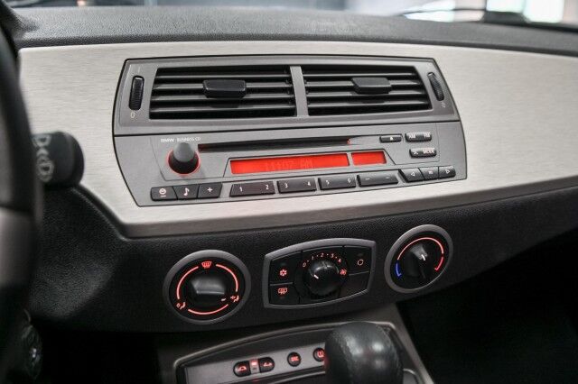 2004 BMW Z4 2.5i 2dr Convertible Chicago IL