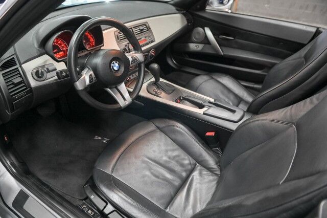 2004 BMW Z4 2.5i 2dr Convertible Chicago IL