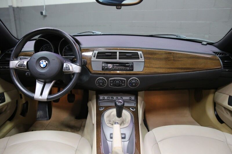 2004 BMW Z4 2.5i Plainview NY