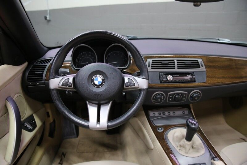 2004 BMW Z4 2.5i Plainview NY