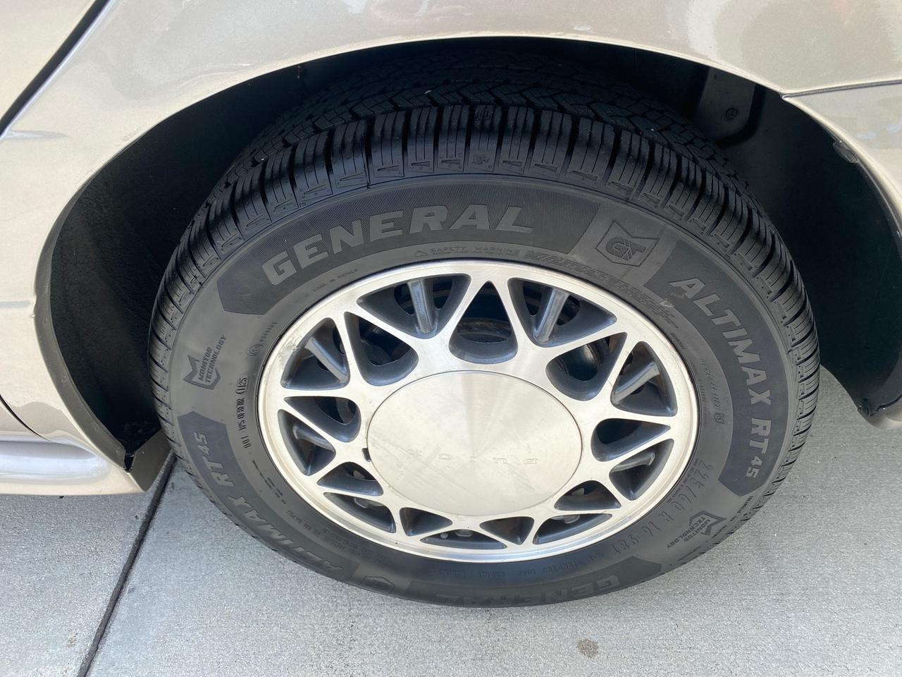 2004 Buick LeSabre Custom LOW MILES 65,489 Pompano Beach FL