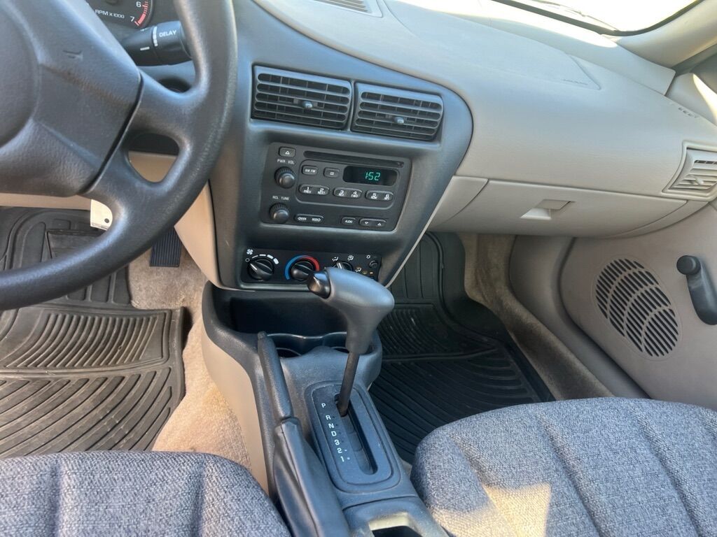 2004 CHEVROLET CAVALIER Toledo OH