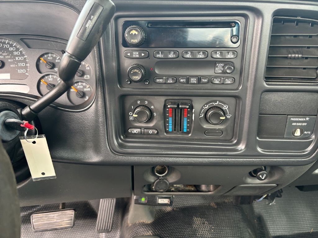 2004 CHEVROLET SILVERADO 1500 Toledo OH
