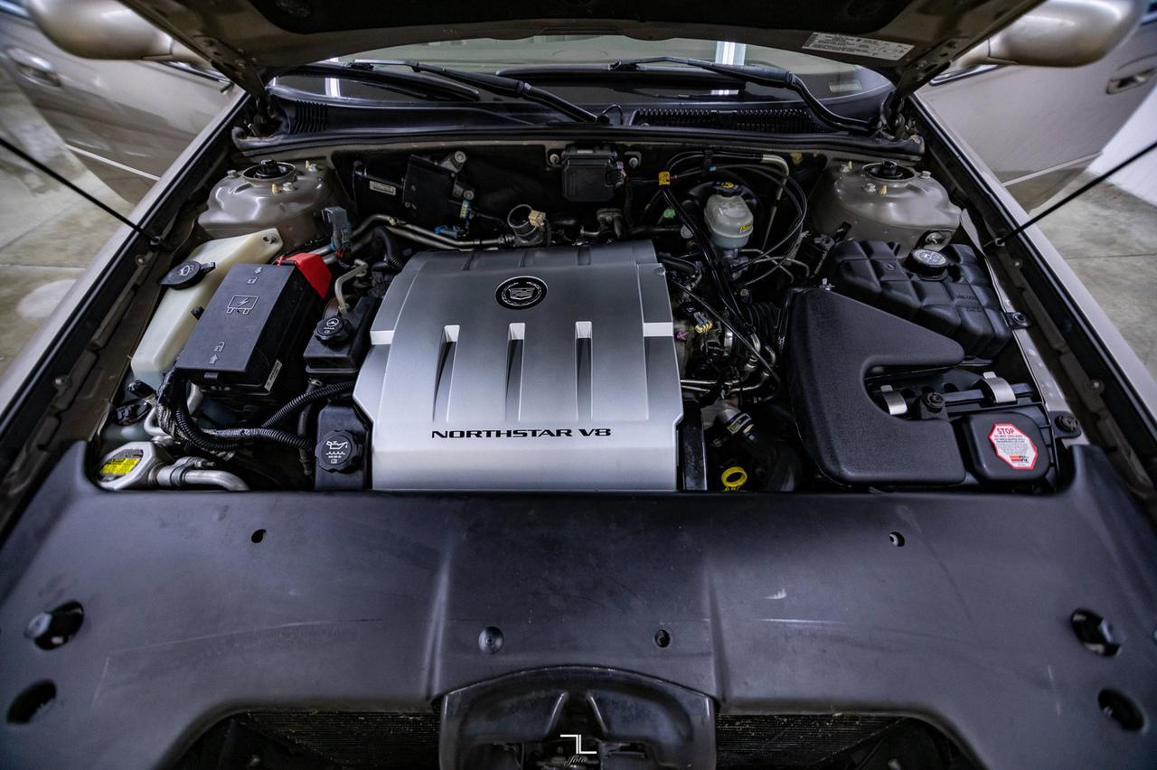 2004 Cadillac Seville SLS Leather Red Deer AB