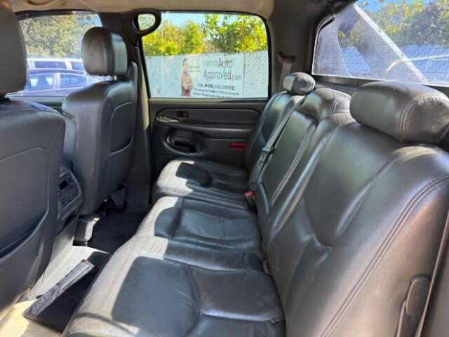 2004 Chevrolet Avalanche 1500 avalanche East Islip NY