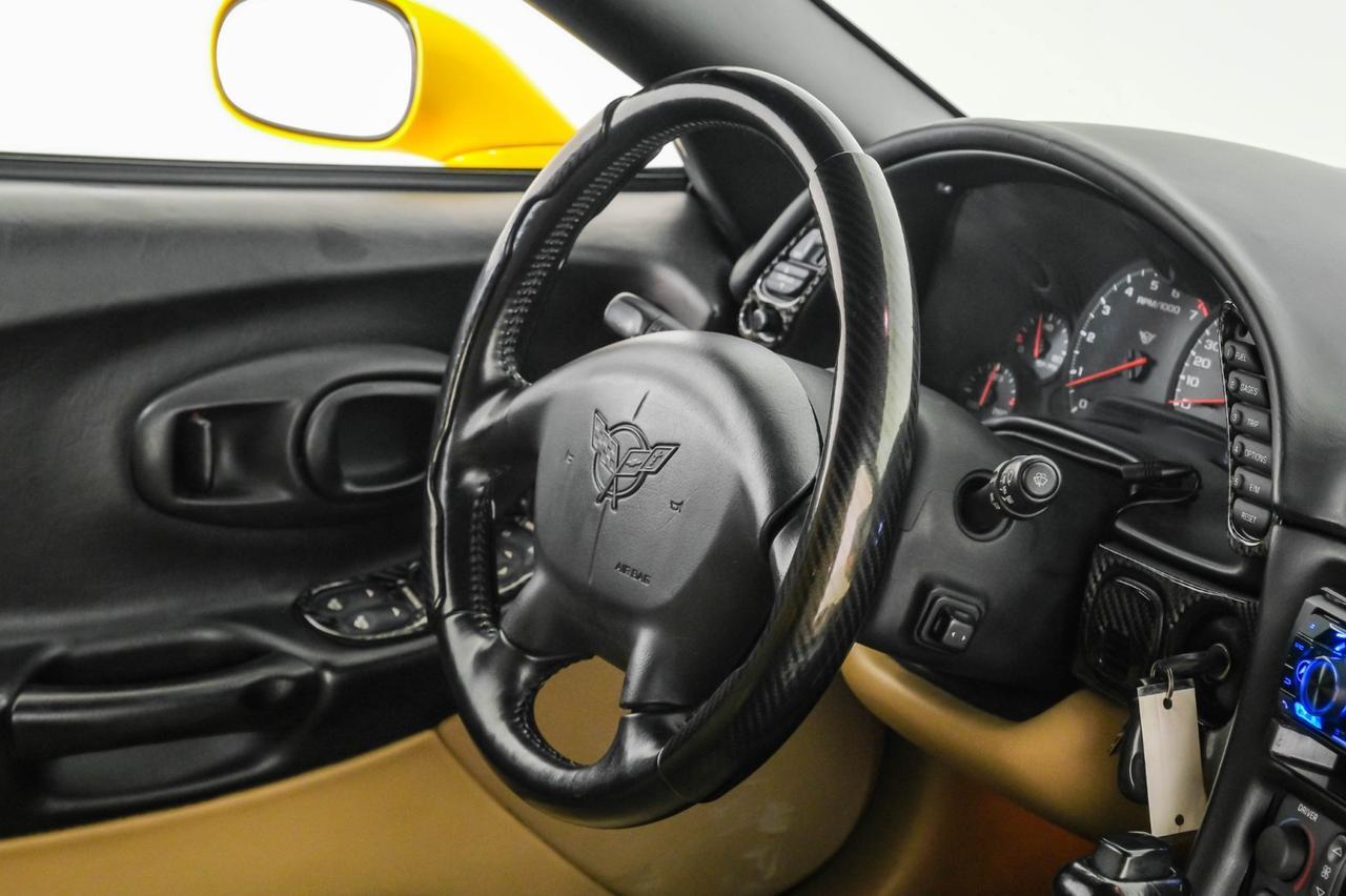2004 Chevrolet Corvette Convertible AUTOMATIC LEATHER SEATS BOSE SOUND POWER SEATS CRUISE CONTROL ALLOY WHEELS Carrollton TX