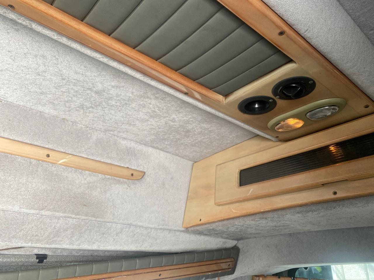 2004 Chevrolet Express HANDICAP LIFT 1 OWNER FLORIDA HIGH TOP CONV VAN Pompano Beach FL