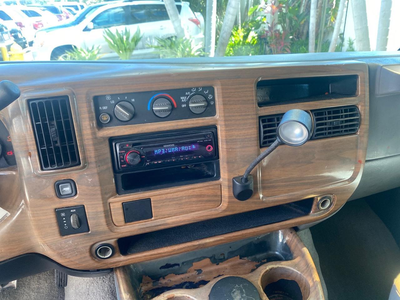 2004 Chevrolet Express HANDICAP LIFT 1 OWNER FLORIDA HIGH TOP CONV VAN Pompano Beach FL