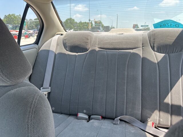 2004 Chevrolet Malibu Base Watertown SD