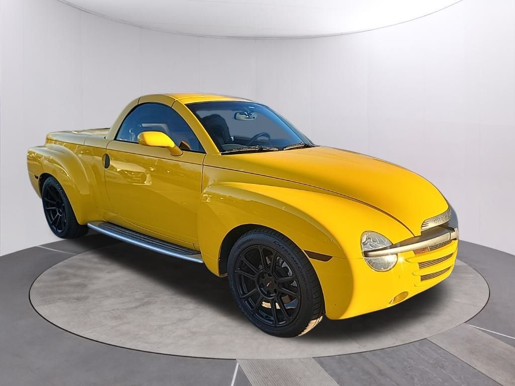 2004 Chevrolet SSR Base