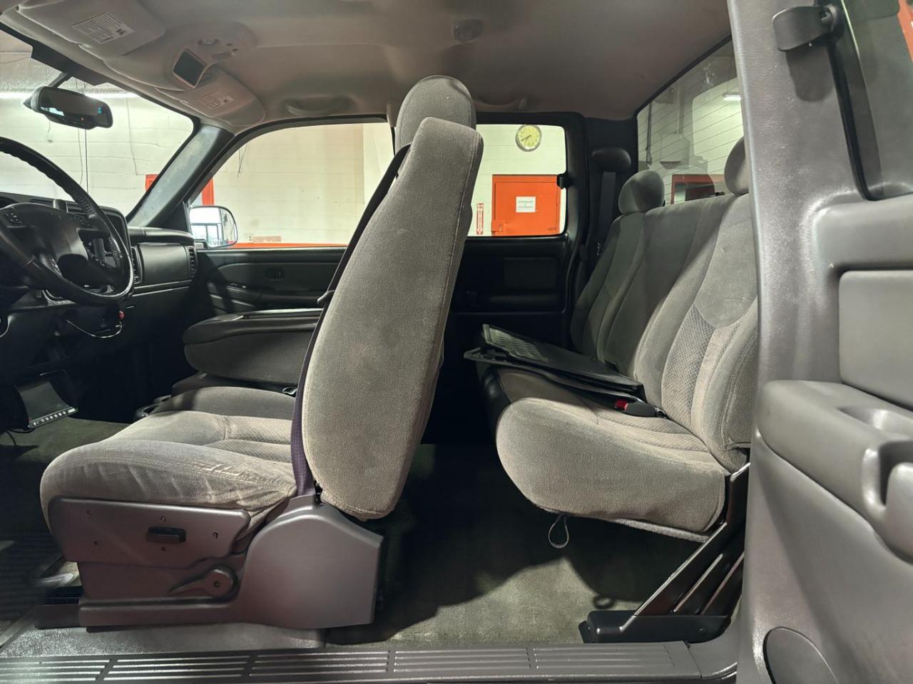 2004 Chevrolet Silverado 1500 Ext. Cab Short Bed 2WD Franklin OH