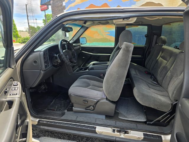 2004 Chevrolet Silverado 1500 Ext. Cab Short Bed 4WD Saint Joseph MO