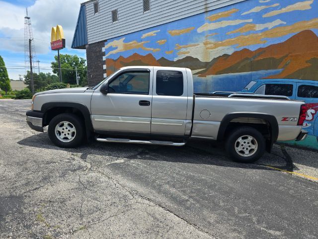 2004 Chevrolet Silverado 1500 Ext. Cab Short Bed 4WD Saint Joseph MO