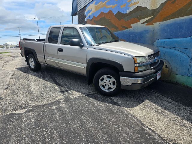 2004 Chevrolet Silverado 1500 Ext. Cab Short Bed 4WD Saint Joseph MO