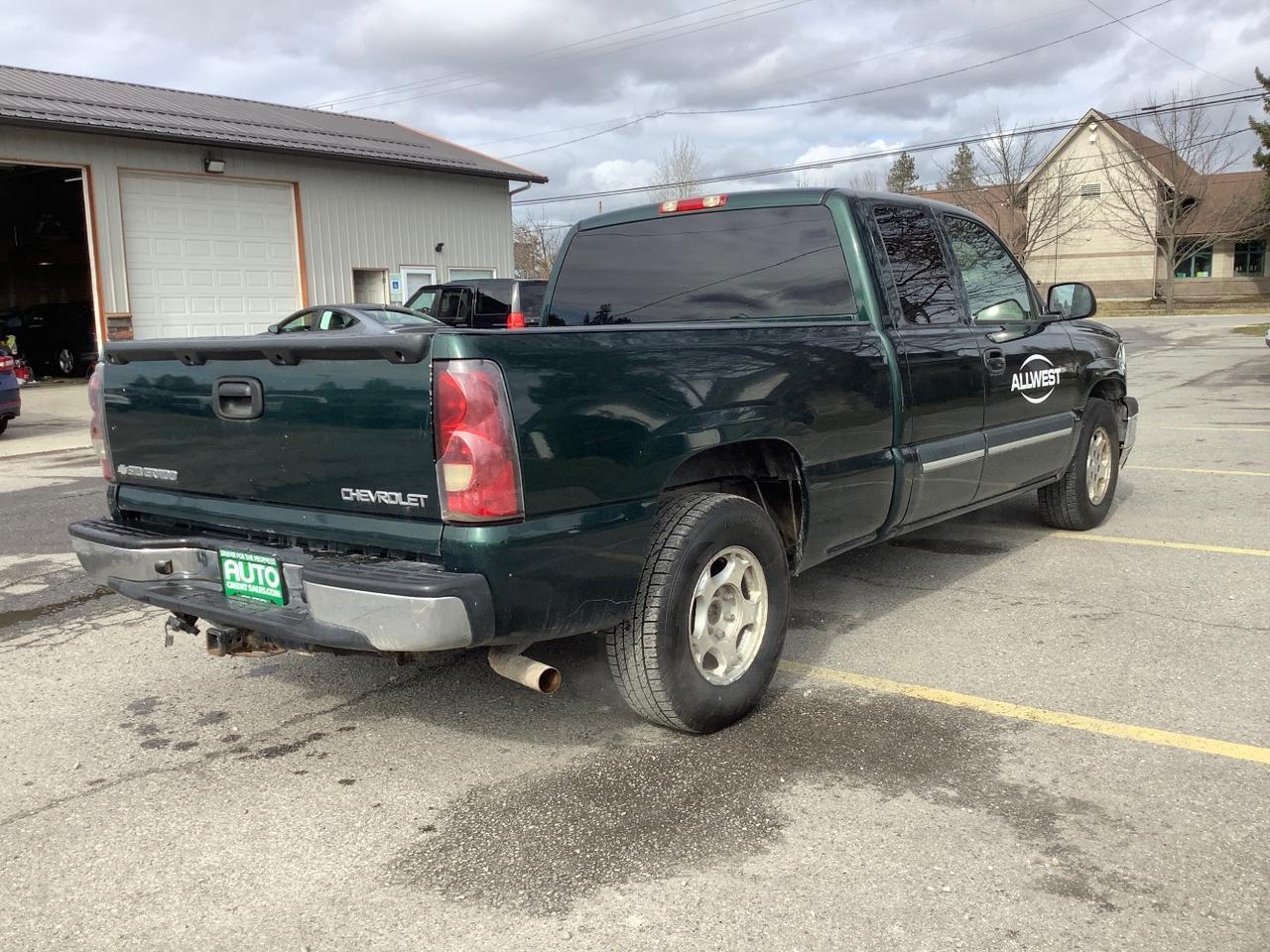 2004 Chevrolet Silverado 1500 LS