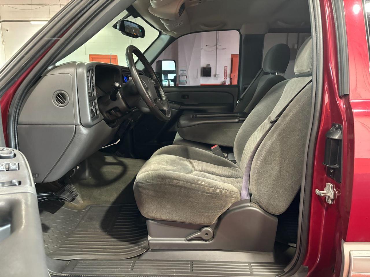 2004 Chevrolet Silverado 2500 LS Ext. Cab 4WD Franklin OH