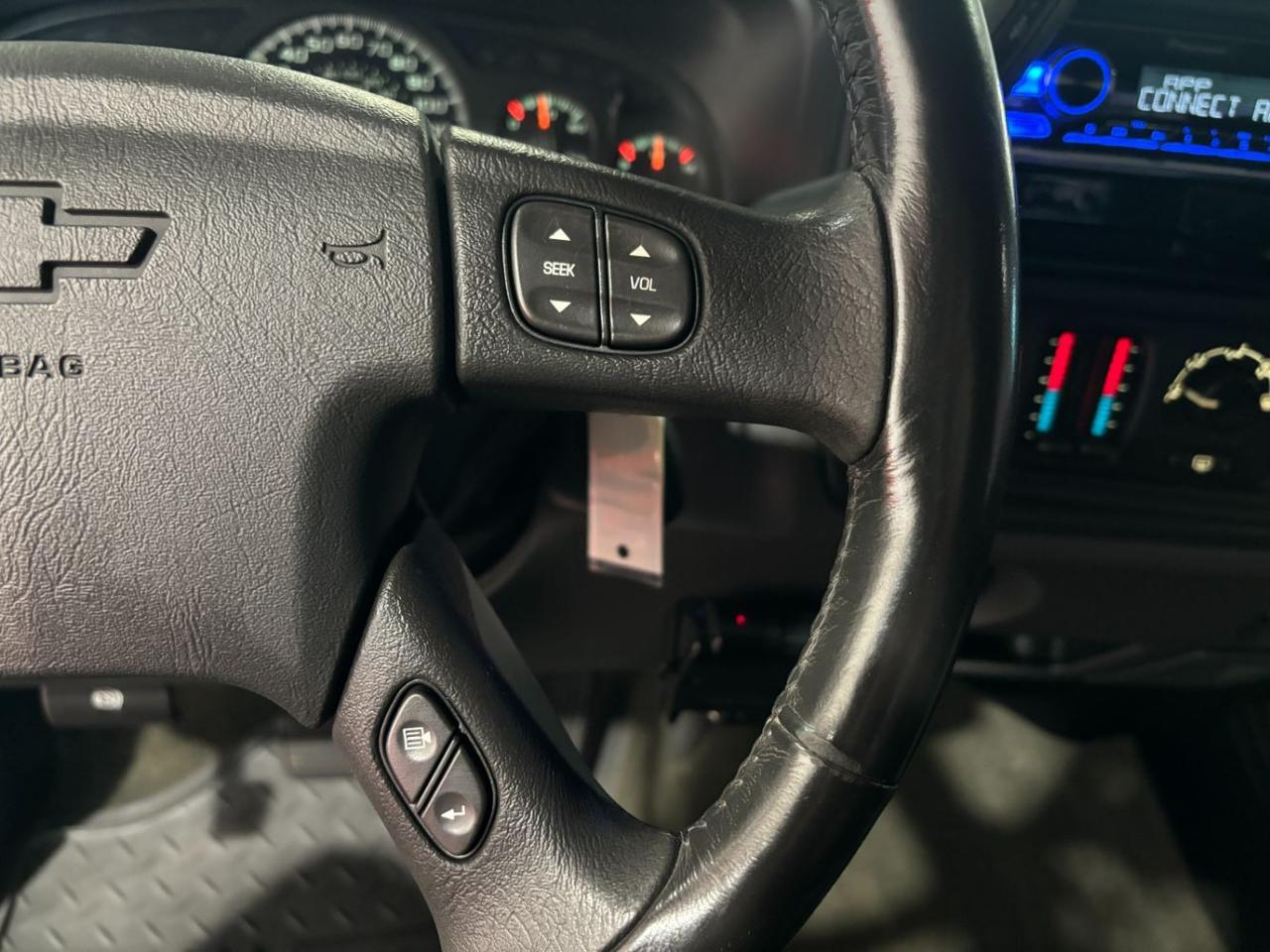 2004 Chevrolet Silverado 2500 LS Ext. Cab 4WD Franklin OH
