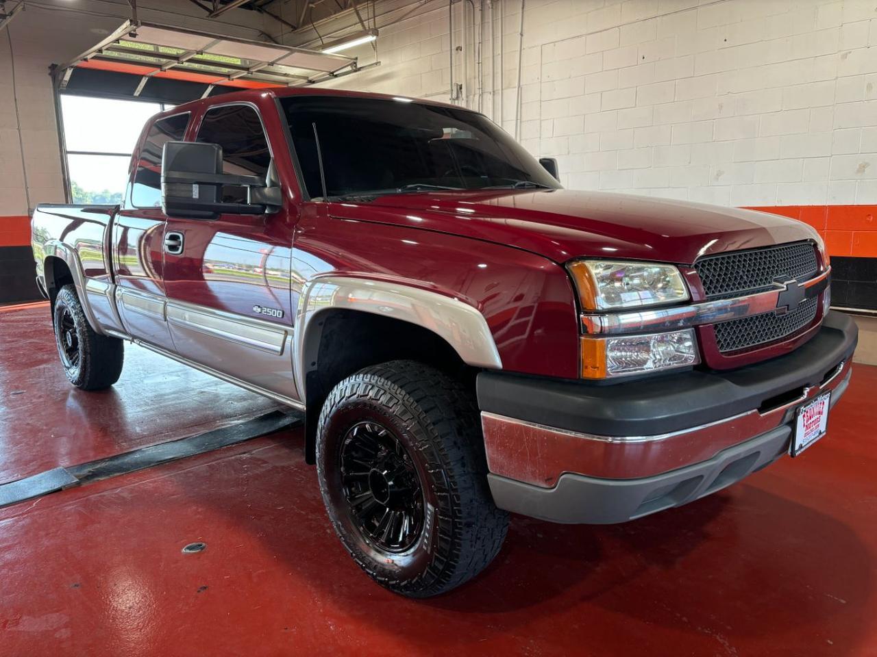 2004 Chevrolet Silverado 2500 LS Ext. Cab 4WD Franklin OH