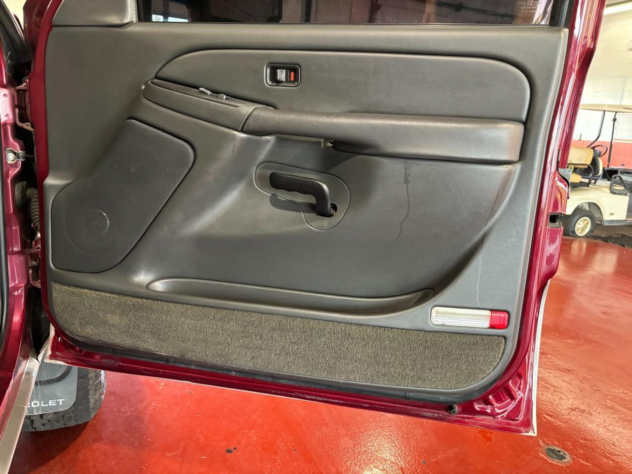 2004 Chevrolet Silverado 2500 LS Ext. Cab 4WD Franklin OH