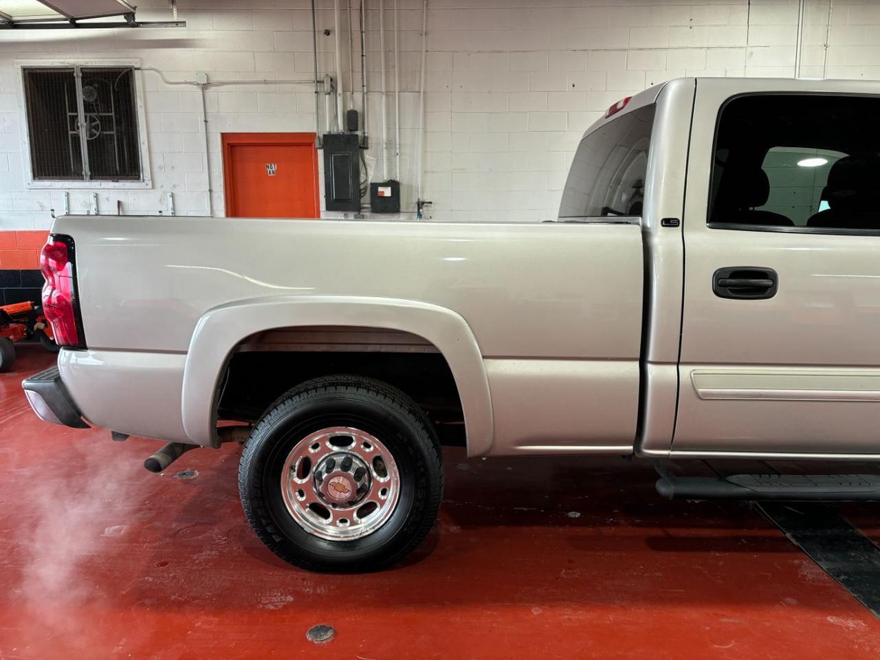 2004 Chevrolet Silverado 2500 LS Franklin OH