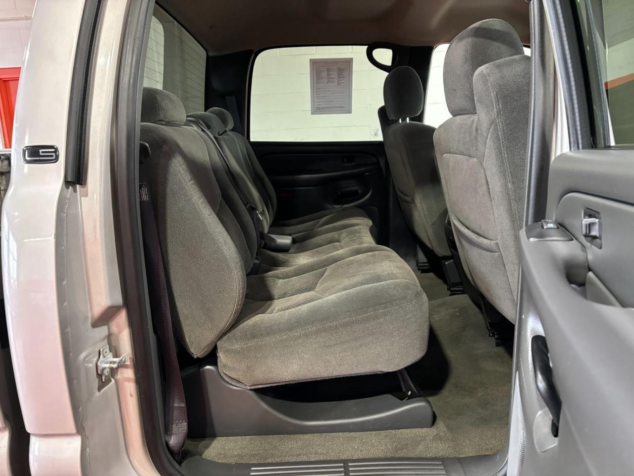 2004 Chevrolet Silverado 2500 LS Franklin OH