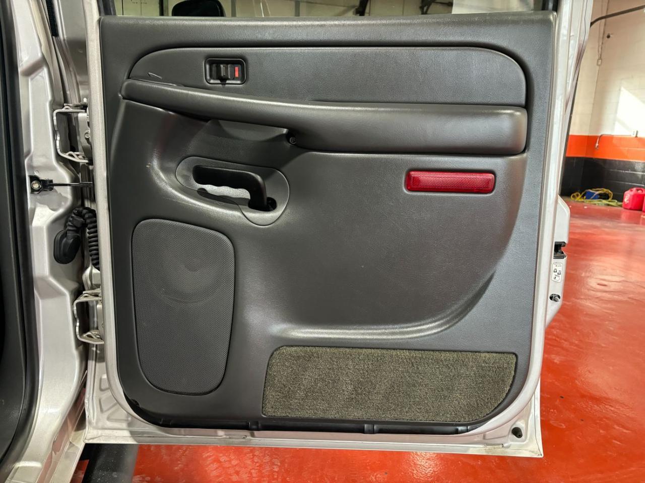 2004 Chevrolet Silverado 2500 LS Franklin OH