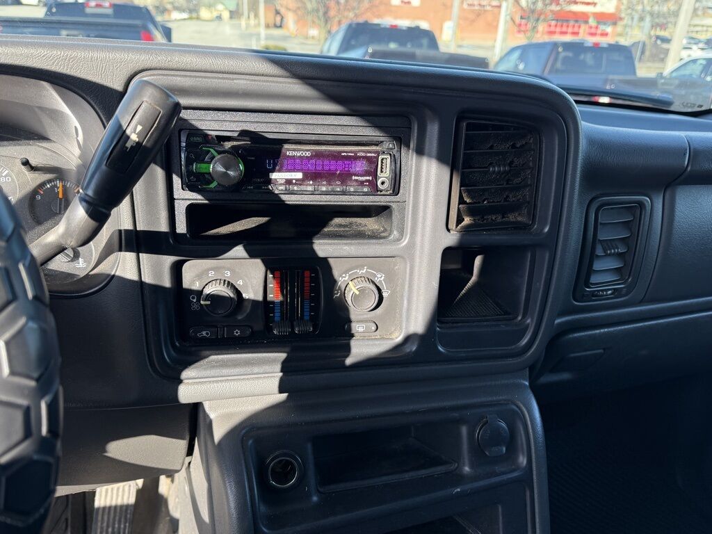 2004 Chevrolet Silverado 2500HD LS Crestwood KY