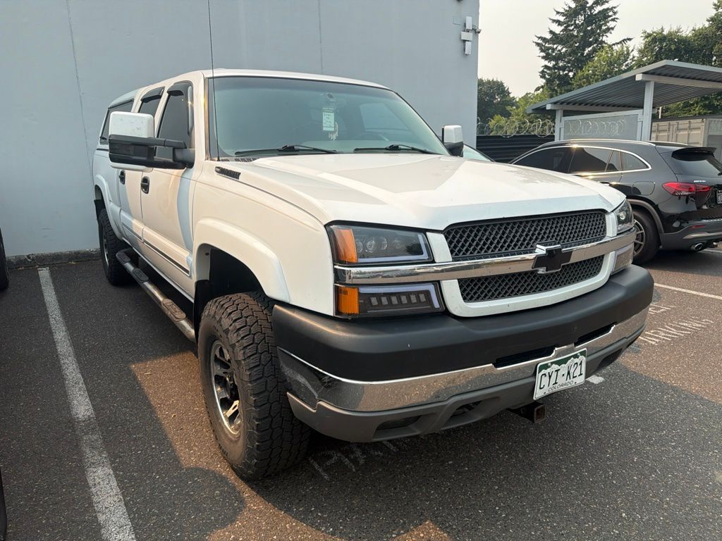 2004 Chevrolet Silverado 2500HD LS