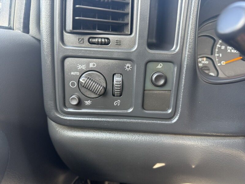 2004 Chevrolet Silverado 2500HD Utility Work Truck Collinsville OK
