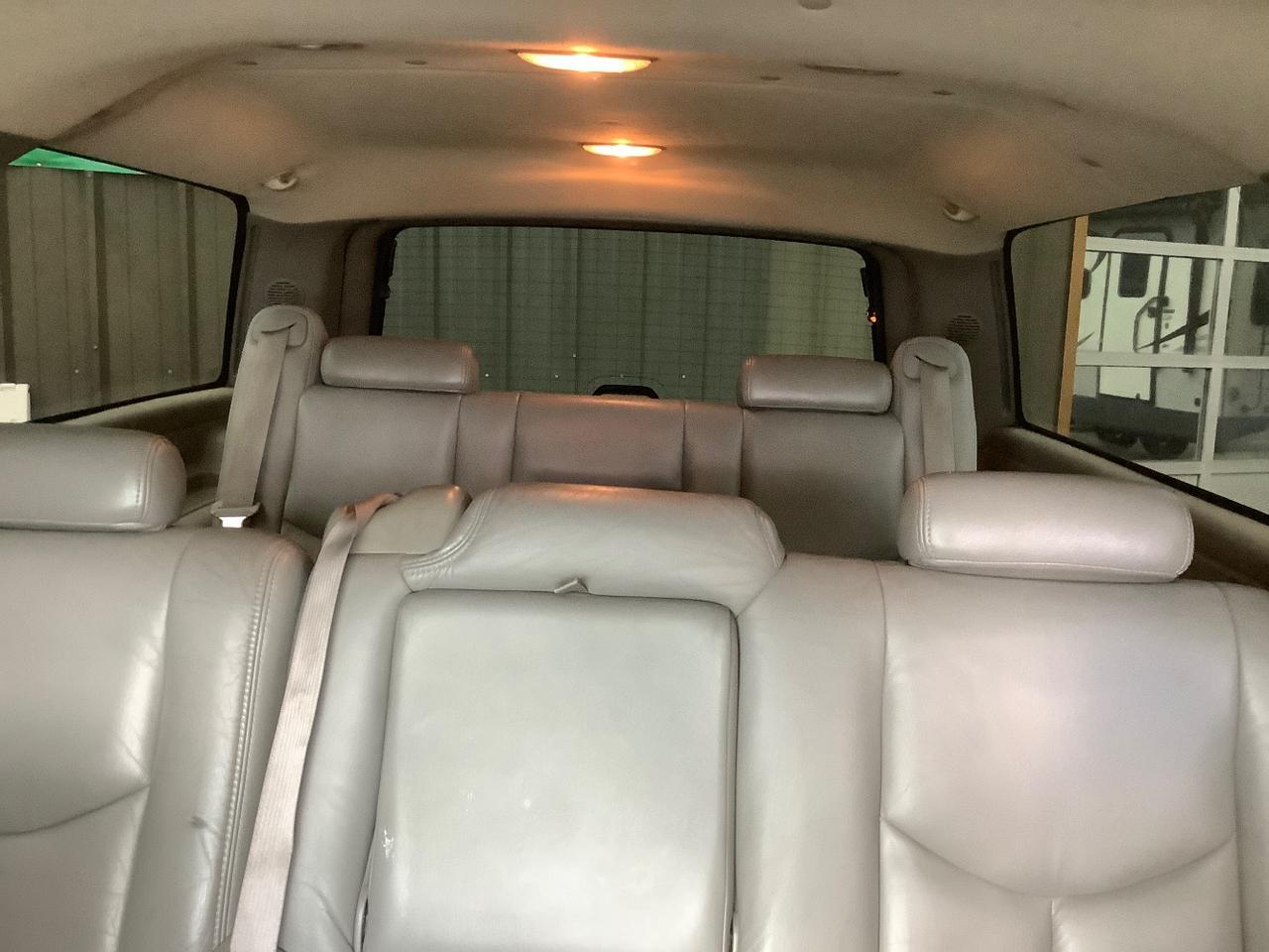 2004 Chevrolet Suburban 1500 LT Hayden ID