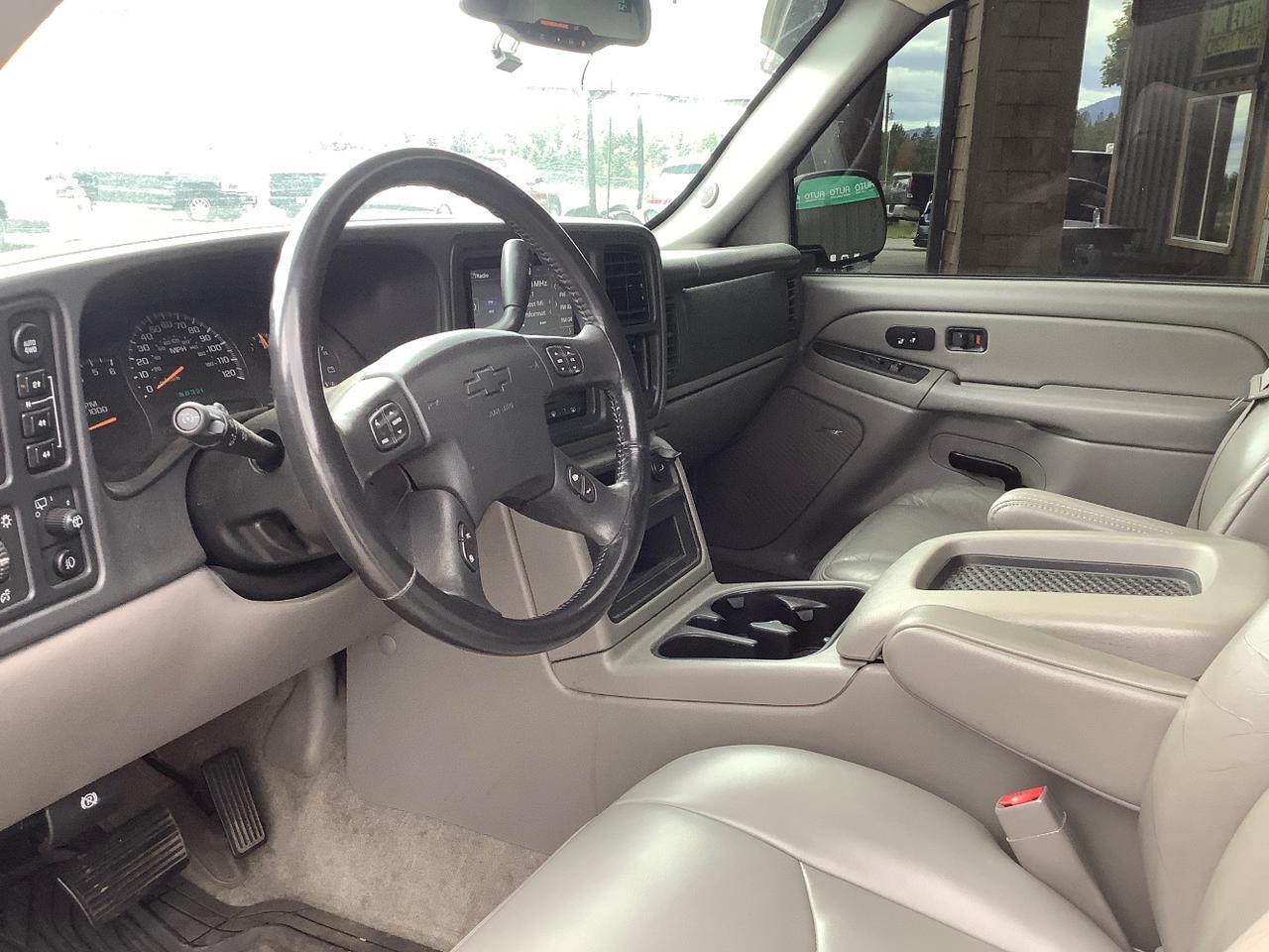 2004 Chevrolet Suburban 1500 LT Hayden ID