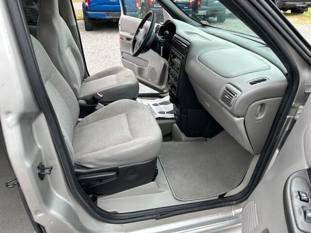 2004 Chevrolet Venture LS EnterVan Bruan Lowered Floor Wheelchair Van Ashland VA