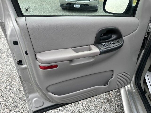 2004 Chevrolet Venture LS EnterVan Lowered Floor Wheelchair Van Ashland VA