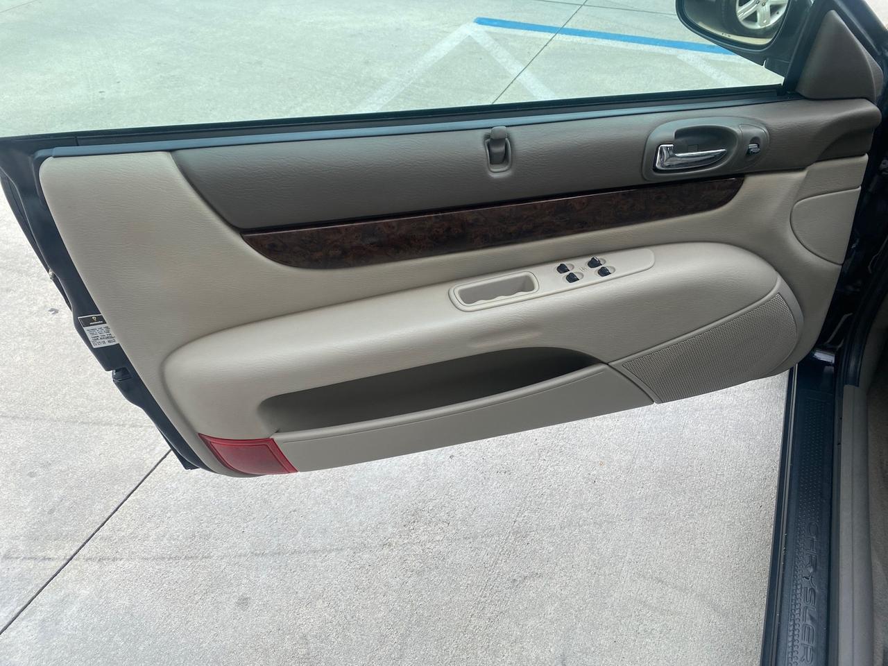 2004 Chrysler Sebring Limited LOW MILES 66,139 Pompano Beach FL