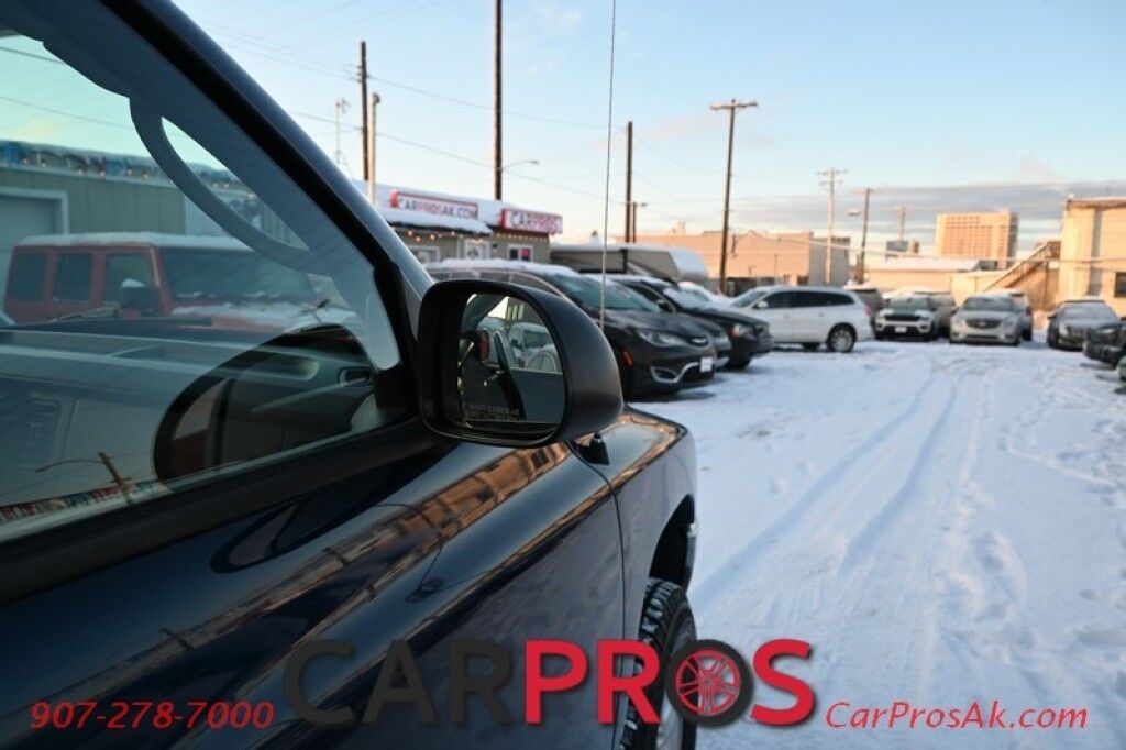 2004 Dodge Dakota SLT - 4X4 - Single Cab - 3.7L V6 - CD Player - A/C - Block Heater - Tow Package - Low Miles Anchorage AK